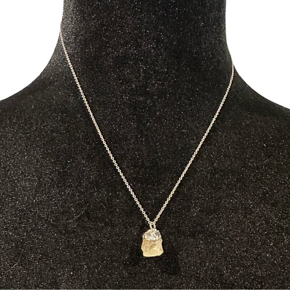 Citrine Pendant Necklace Silver Tone 18 Inch Length